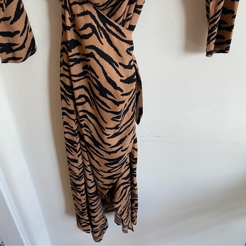REFORMATION DRESS - Picture 7 of 14